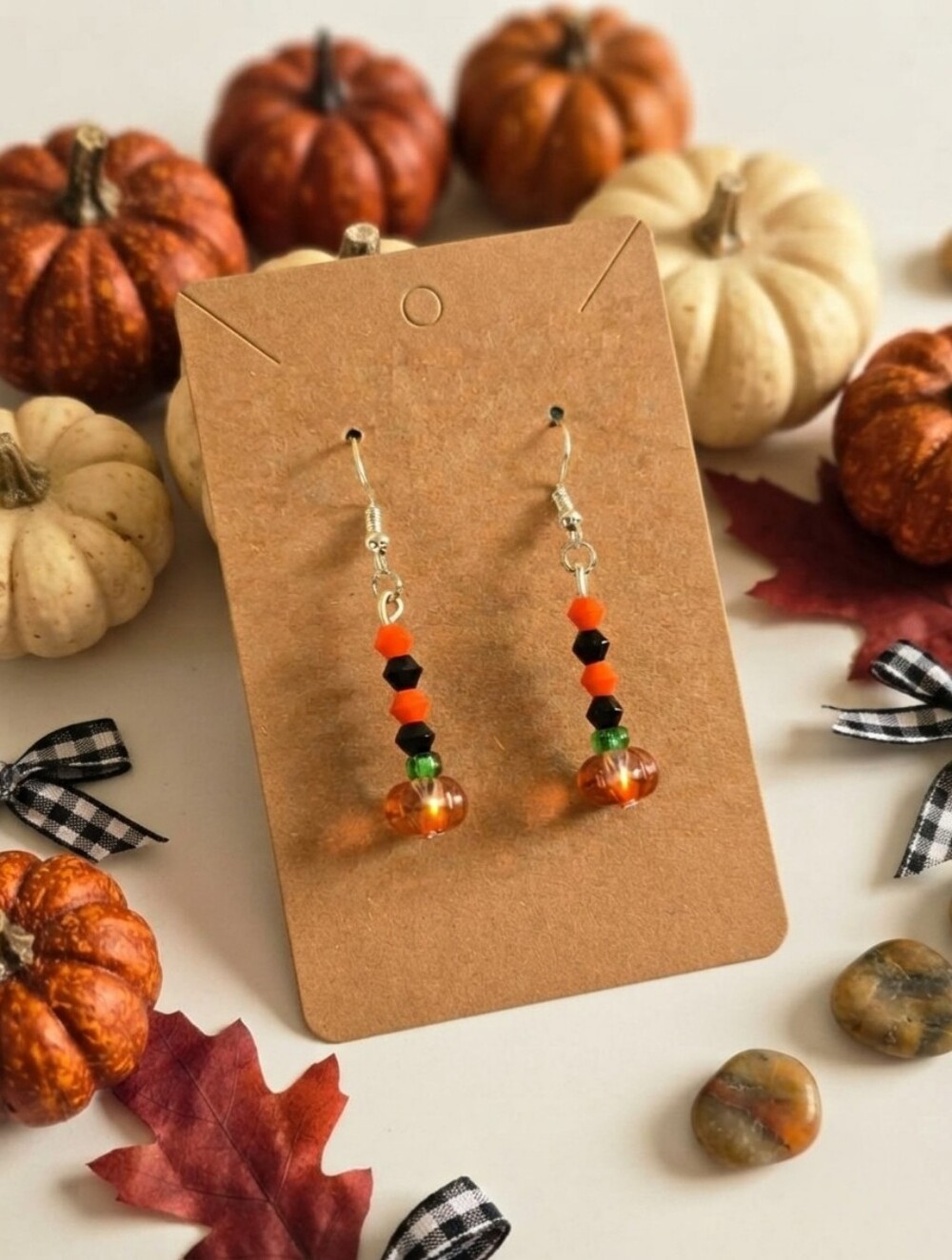 🌟HOST PICK🌟 Handmade Spooky Season Pumpkin Beaded Dangle Earrings NWT